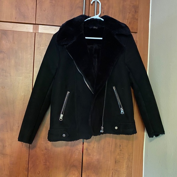 Faux fur jacket - Picture 1 of 3